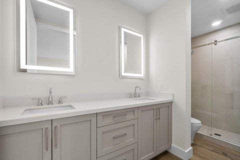 Copropriété à vendre à Palm Beach Shores, Floride: 2 chambres, 204.2 m2 № 2436097 - photo 6