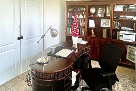 Купить виллу или дом в Бевърли Хилс, Флорида 3 комнаты, 270.81м2, № 1584651 - фото 14