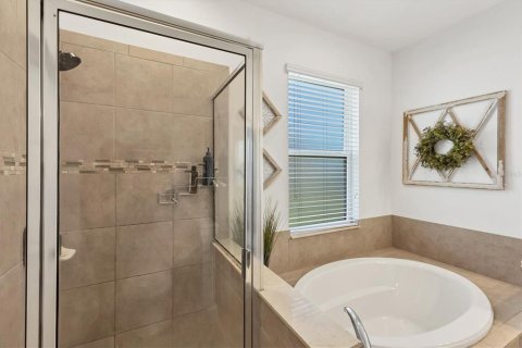 House in Parrish, Florida 3 bedrooms, 223.99 sq.m. № 1584050 - photo 22