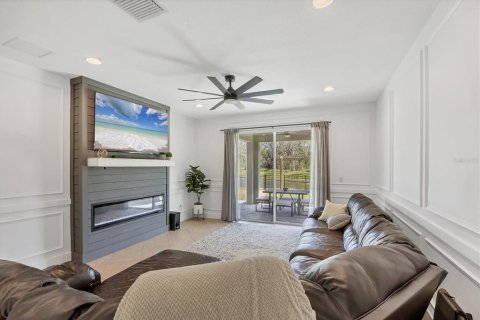 House in Parrish, Florida 3 bedrooms, 223.99 sq.m. № 1584050 - photo 9