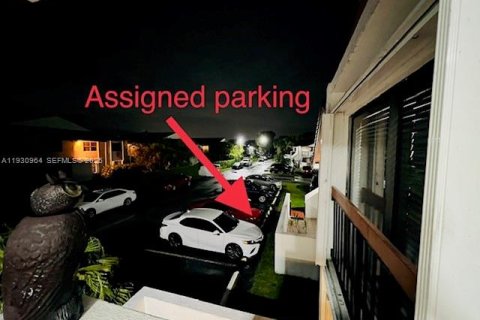 Снять в аренду квартиру в Майами, Флорида 2 спальни, 70.61м2, № 1989736 - фото 28