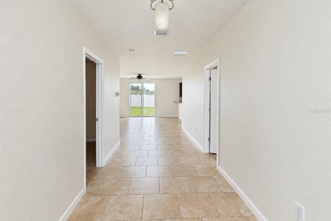 Casa en venta en Davenport, Florida, 3 dormitorios, 133.04 m2 № 2386575 - foto 2