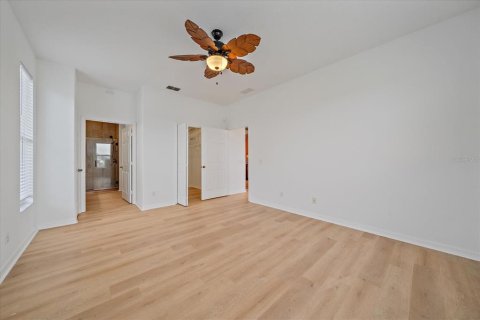 House in Sarasota, Florida 3 bedrooms, 154.03 sq.m. № 1792156 - photo 23