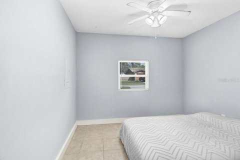 House in Tampa, Florida 3 bedrooms, 116.59 sq.m. № 2393543 - photo 19