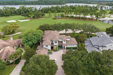 House in Orlando, Florida 5 bedrooms, 576.55 sq.m. № 2414948 - photo 3