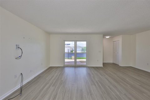 Condo in Sun City Center, Florida, 2 bedrooms  № 1800464 - photo 23