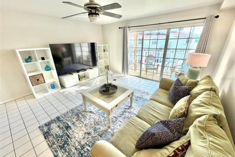 Touwnhouse à vendre à Indian Shores, Floride: 3 chambres, 139.35 m2 № 2411388 - photo 30
