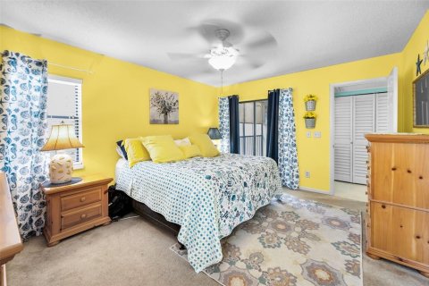 Condo in Tarpon Springs, Florida, 2 bedrooms  № 1679332 - photo 26