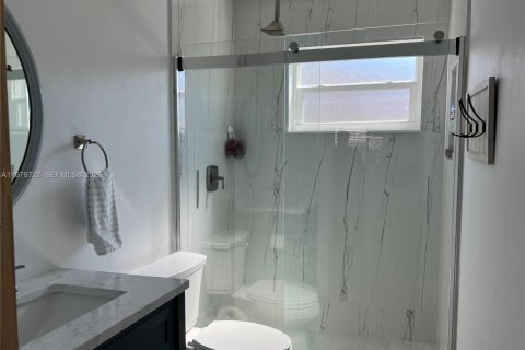 Villa ou maison à vendre à Pompano Beach, Floride: 2 chambres, 122.26 m2 № 2080081 - photo 17