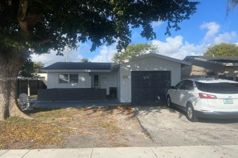 Villa ou maison à Pompano Beach, Floride 2 chambres, 122.26 m2 № 2080081