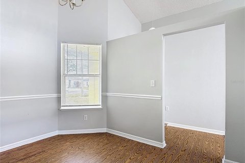 Villa ou maison à vendre à Kissimmee, Floride: 3 chambres, 114.18 m2 № 2115162 - photo 5