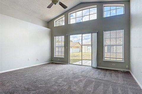 Villa ou maison à vendre à Kissimmee, Floride: 3 chambres, 114.18 m2 № 2115162 - photo 10