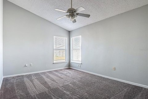 Villa ou maison à vendre à Kissimmee, Floride: 3 chambres, 114.18 m2 № 2115162 - photo 14