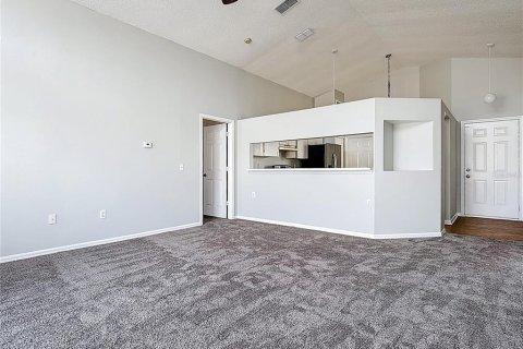 Villa ou maison à vendre à Kissimmee, Floride: 3 chambres, 114.18 m2 № 2115162 - photo 12