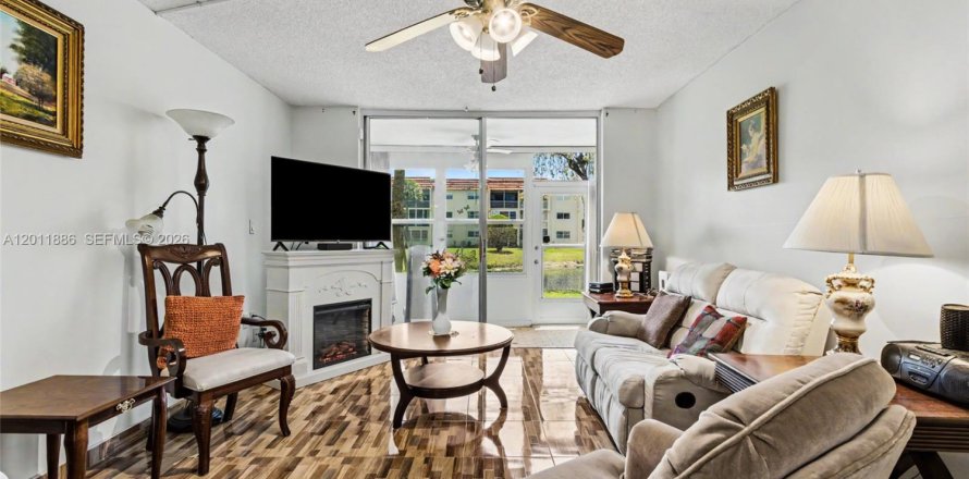 Condo in Sunrise, Florida, 1 bedroom  № 2086338