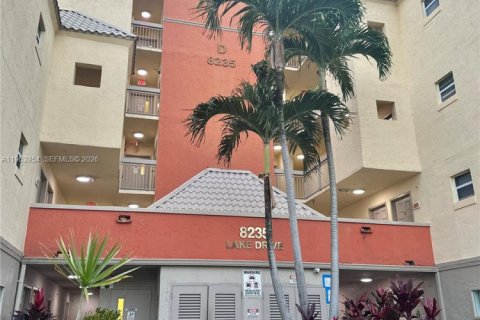 Condo à Doral, Floride, 1 chambre  № 2023832
