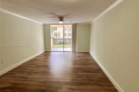 Copropriété à louer à Doral, Floride: 1 chambre, 75.25 m2 № 2023832 - photo 2