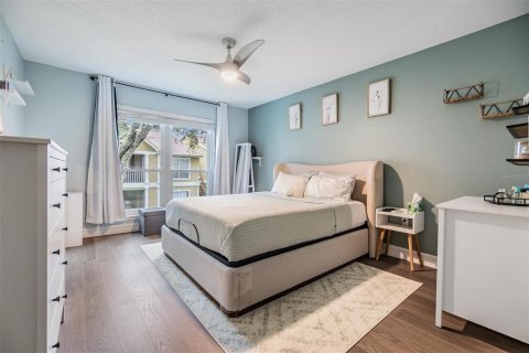 Condo in Tampa, Florida, 3 bedrooms  № 1529130 - photo 13