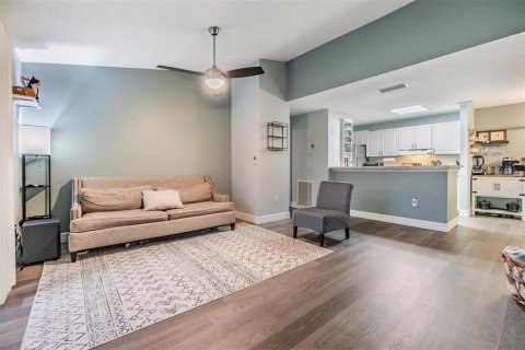 Condo in Tampa, Florida, 3 bedrooms  № 1529130 - photo 5