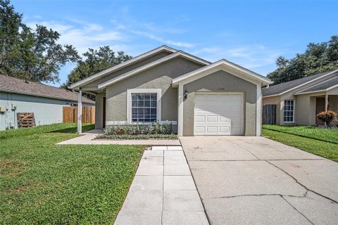 Casa en venta en Brandon, Florida, 3 dormitorios, 114.73 m2 № 1900925 - foto 2
