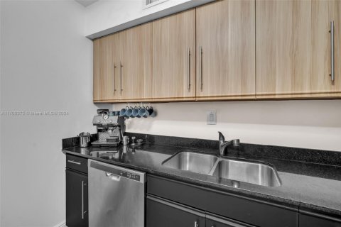 Купить кондоминиум в Авентура, Флорида 2 спальни, 109.72м2, № 1700046 - фото 13