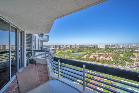 Купить кондоминиум в Авентура, Флорида 2 спальни, 109.72м2, № 1700046 - фото 24