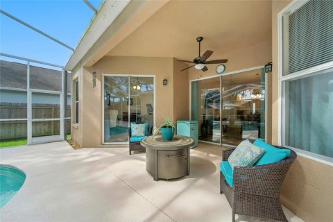 House in Valrico, Florida 4 bedrooms, 226.77 sq.m. № 1903094 - photo 20