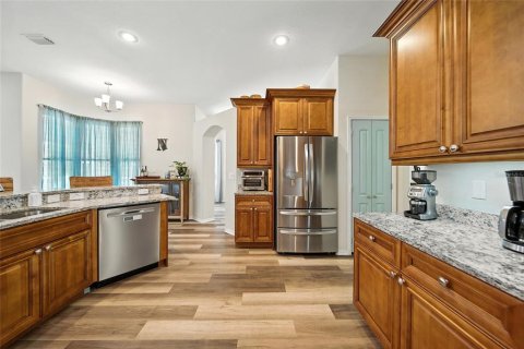 House in Valrico, Florida 4 bedrooms, 226.77 sq.m. № 1903094 - photo 7