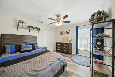 House in Valrico, Florida 4 bedrooms, 226.77 sq.m. № 1903094 - photo 17