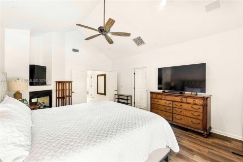 Купить виллу или дом в Уэст-Палм-Бич, Флорида 3 спальни, 235.32м2, № 2055593 - фото 16