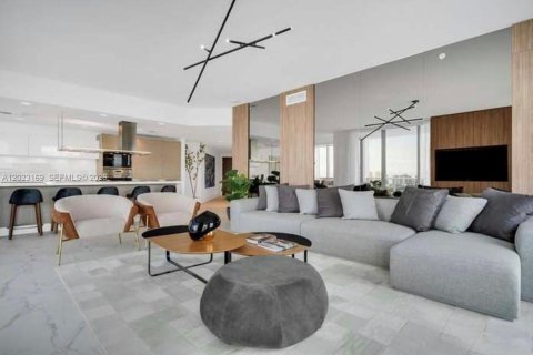 Condominio en venta en North Miami Beach, Florida, 3 dormitorios, 206.71 m2 № 2244351 - foto 2