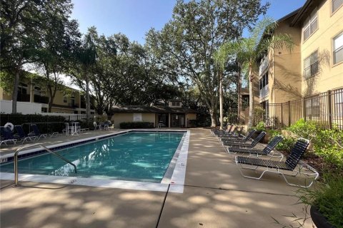 Condominio en venta en Altamonte Springs, Florida, 2 dormitorios, 94.67 m2 № 2228358 - foto 21