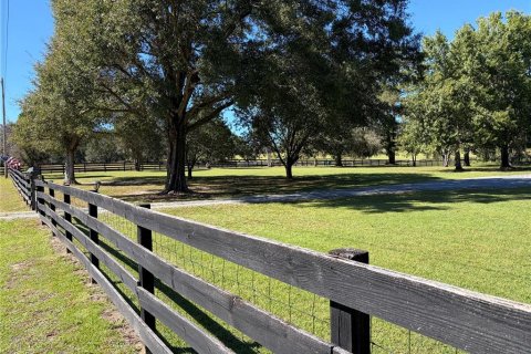 Casa en venta en Alachua, Florida, 4 dormitorios, 231.33 m2 № 2409856 - foto 23