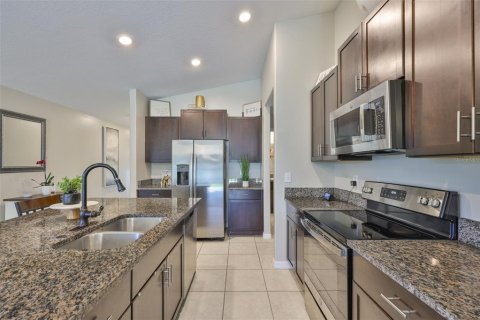 House in Ruskin, Florida 3 bedrooms, 134.8 sq.m. № 1841838 - photo 9