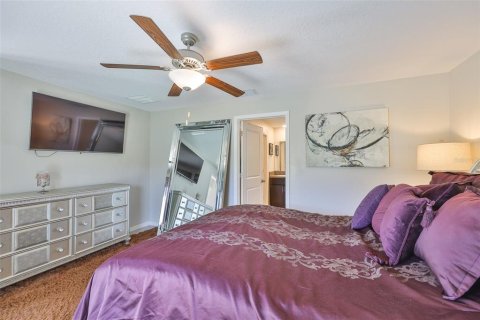 House in Ruskin, Florida 3 bedrooms, 134.8 sq.m. № 1841838 - photo 25