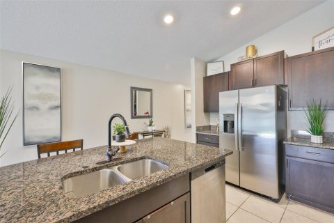 House in Ruskin, Florida 3 bedrooms, 134.8 sq.m. № 1841838 - photo 8