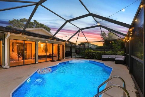 Casa en Port St. Lucie, Florida 3 dormitorios, 159.42 m2 № 2410751