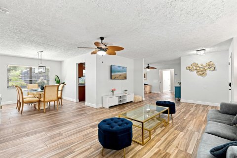 Casa en venta en Port St. Lucie, Florida, 3 dormitorios, 159.42 m2 № 2410751 - foto 8