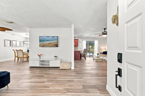 Casa en venta en Port St. Lucie, Florida, 3 dormitorios, 159.42 m2 № 2410751 - foto 18