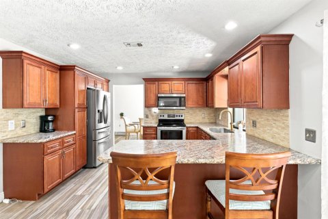 Casa en venta en Port St. Lucie, Florida, 3 dormitorios, 159.42 m2 № 2410751 - foto 4