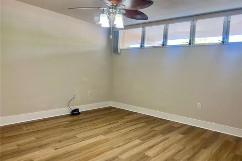 Copropriété à vendre à Dunedin, Floride: 2 chambres, 123.56 m2 № 2101730 - photo 16