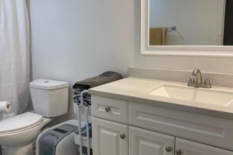 Townhouse in Palm Beach Gardens, Florida 3 bedrooms, 138.24 sq.m. № 961552 - photo 1