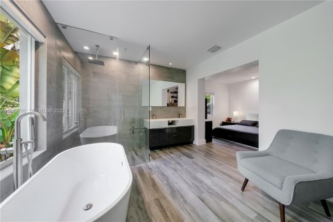 Villa ou maison à vendre à El Portal, Floride: 3 chambres, 114.27 m2 № 1992126 - photo 20