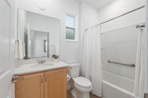House in Ocala, Florida 2 bedrooms, 124.86 sq.m. № 1907436 - photo 8