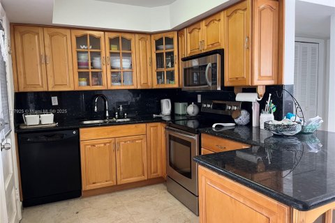 Condominio en venta en Aventura, Florida, 2 dormitorios, 100.61 m2 № 1703361 - foto 4