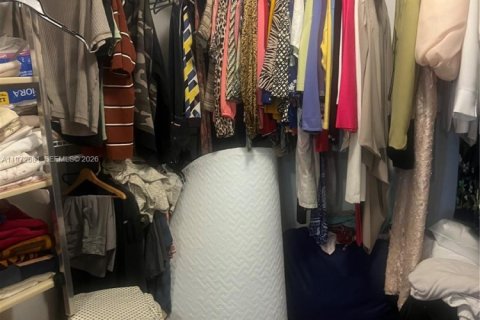 House in Tamarac, Florida 2 bedrooms, 149.57 sq.m. № 2032942 - photo 13