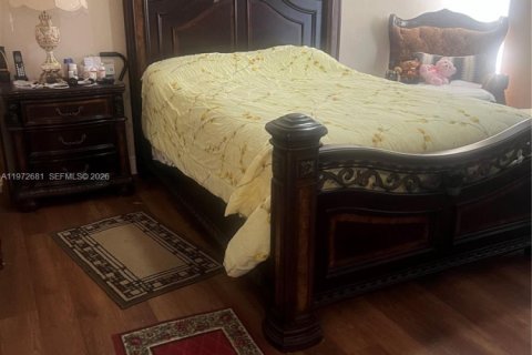 House in Tamarac, Florida 2 bedrooms, 149.57 sq.m. № 2032942 - photo 12