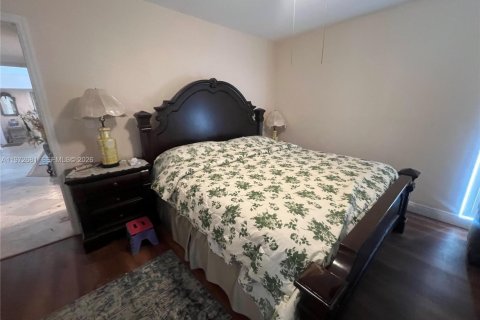 House in Tamarac, Florida 2 bedrooms, 149.57 sq.m. № 2032942 - photo 16