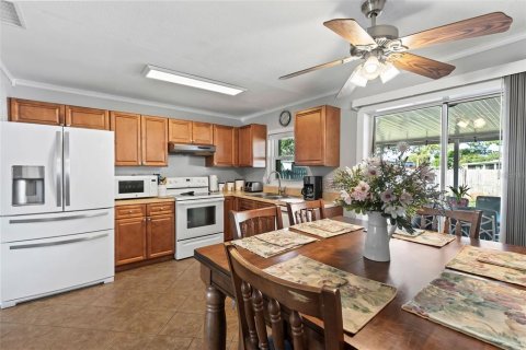 House in Ormond Beach, Florida 3 bedrooms, 95.32 sq.m. № 1880834 - photo 12