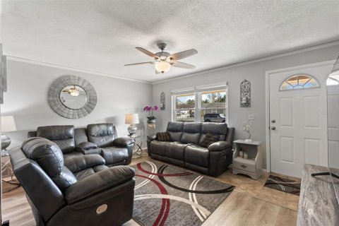 House in Ormond Beach, Florida 3 bedrooms, 95.32 sq.m. № 1880834 - photo 3